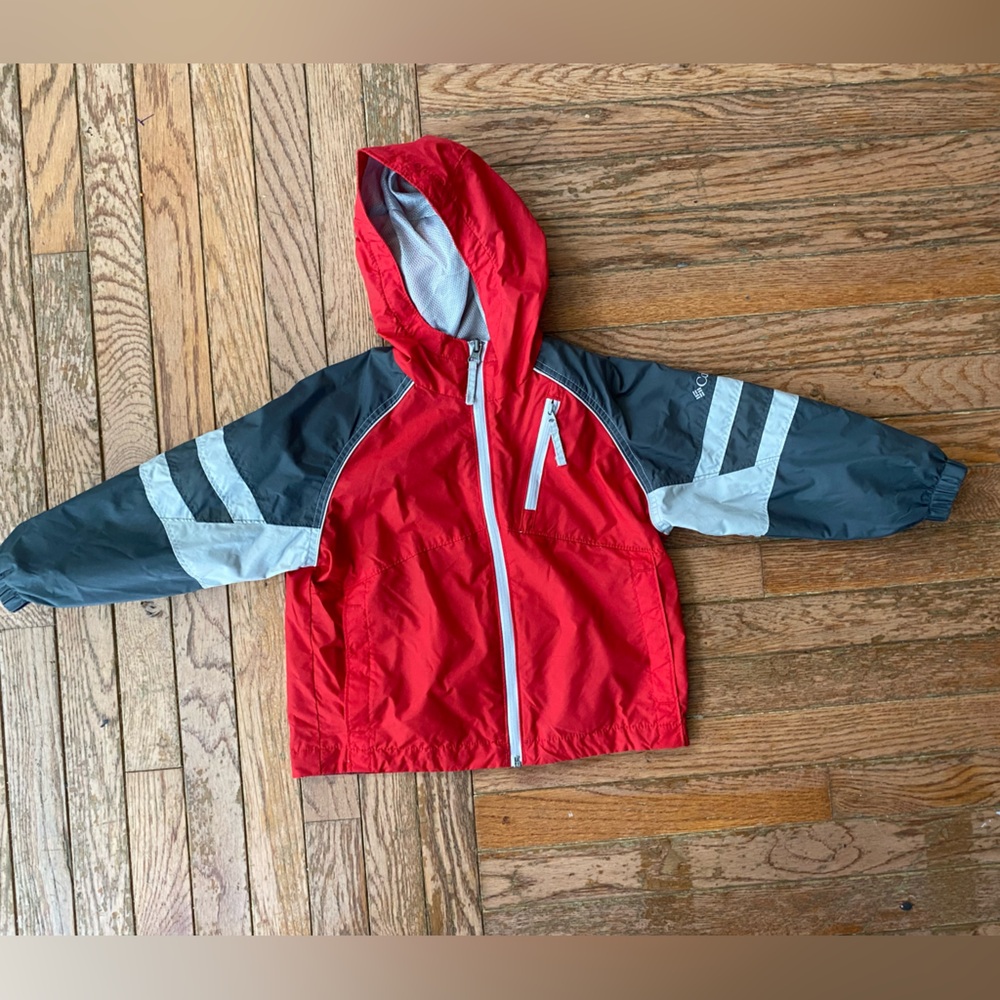 Youth Columbia 4/5 windbreaker.